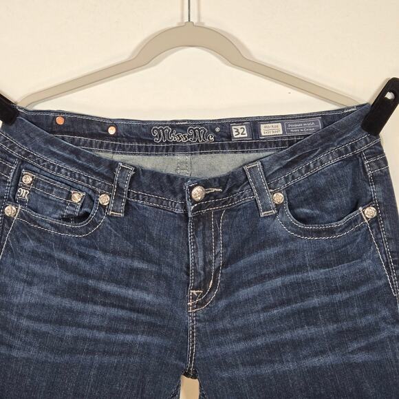 Miss Me Boot Cut Cross Embellished Women's Jeans. Size 32 - Picture 2 of 16